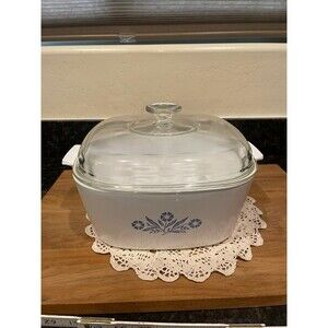 Vintage Corning Ware Blue Cornflower 4 Qt Casserole Dish